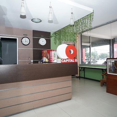 Capital O 2885 Hemra Hotel Balikpapan  Luaran gambar