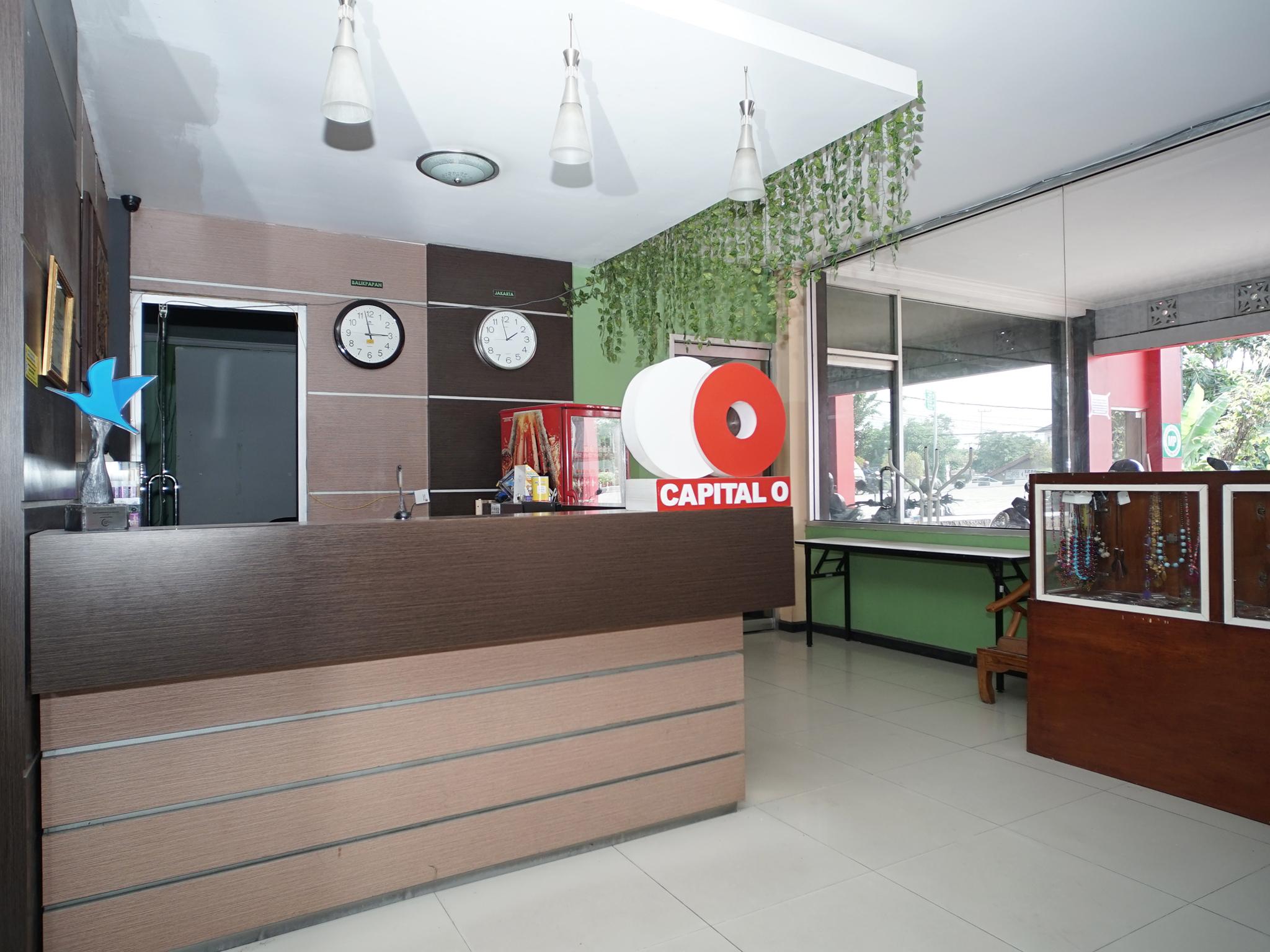 Capital O 2885 Hemra Hotel Balikpapan  Luaran gambar